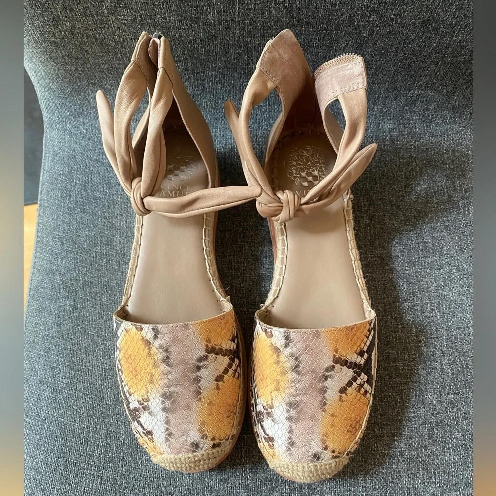 VINCE CAMUTO Printed Espadrilles Sandals
